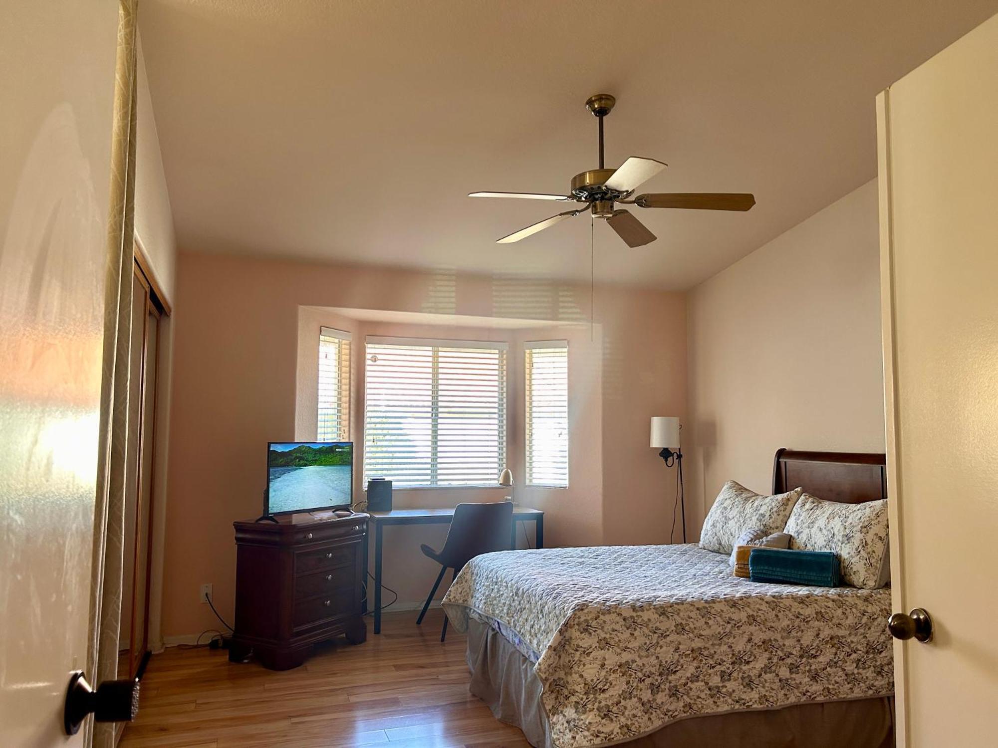 Golden Saddle Suite With Tv And Private Bathroom Гемет Екстер'єр фото